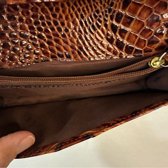BRAHMIN DEBRA PECAN MELBOURNE GENUINE LEATHER CROC EMBOSSED WRISTLET WALLET - Picture 8 of 16